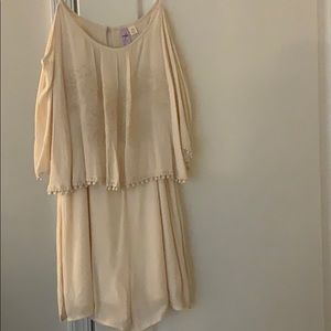 NWOT Francesca’s Alya Beige Romper